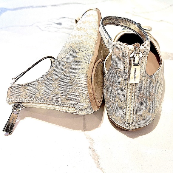MICHAEL Michael Kors Zaylee Signature Logo Ballet Flats MLS10231C, Girls Size 3. - Picture 7 of 12